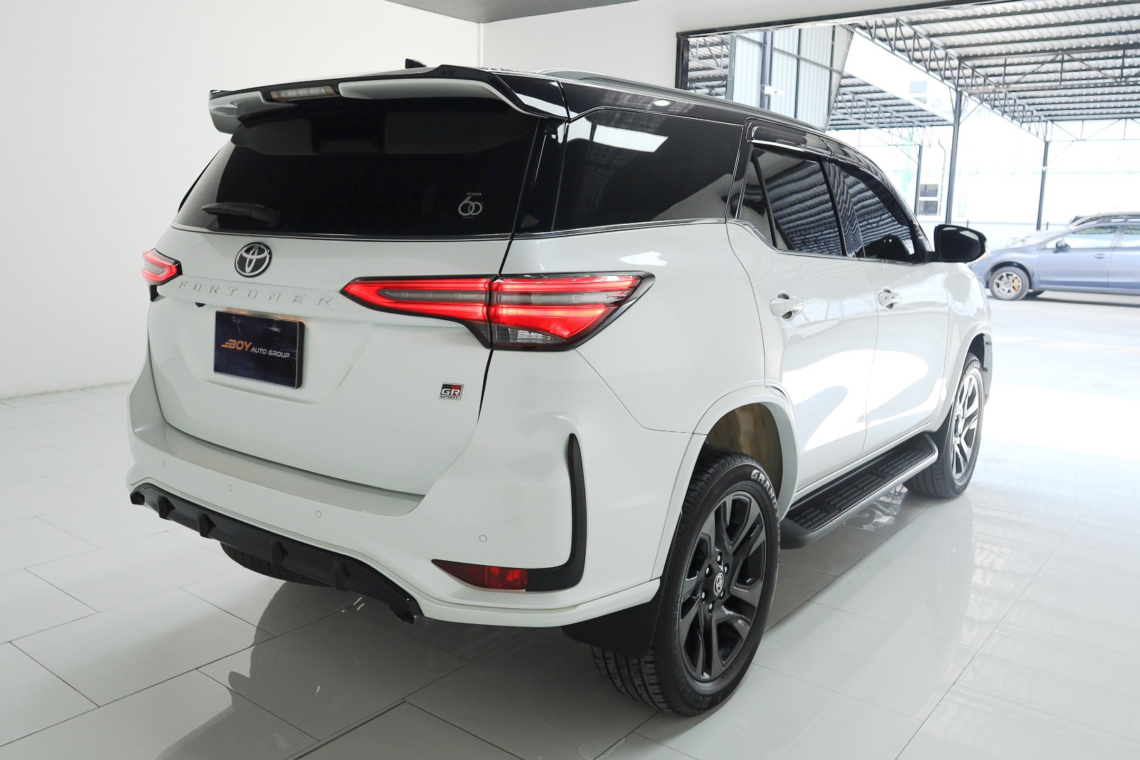 TOYOTA FORTUNER 2.8 GR SPORT (4WD) (A2438)